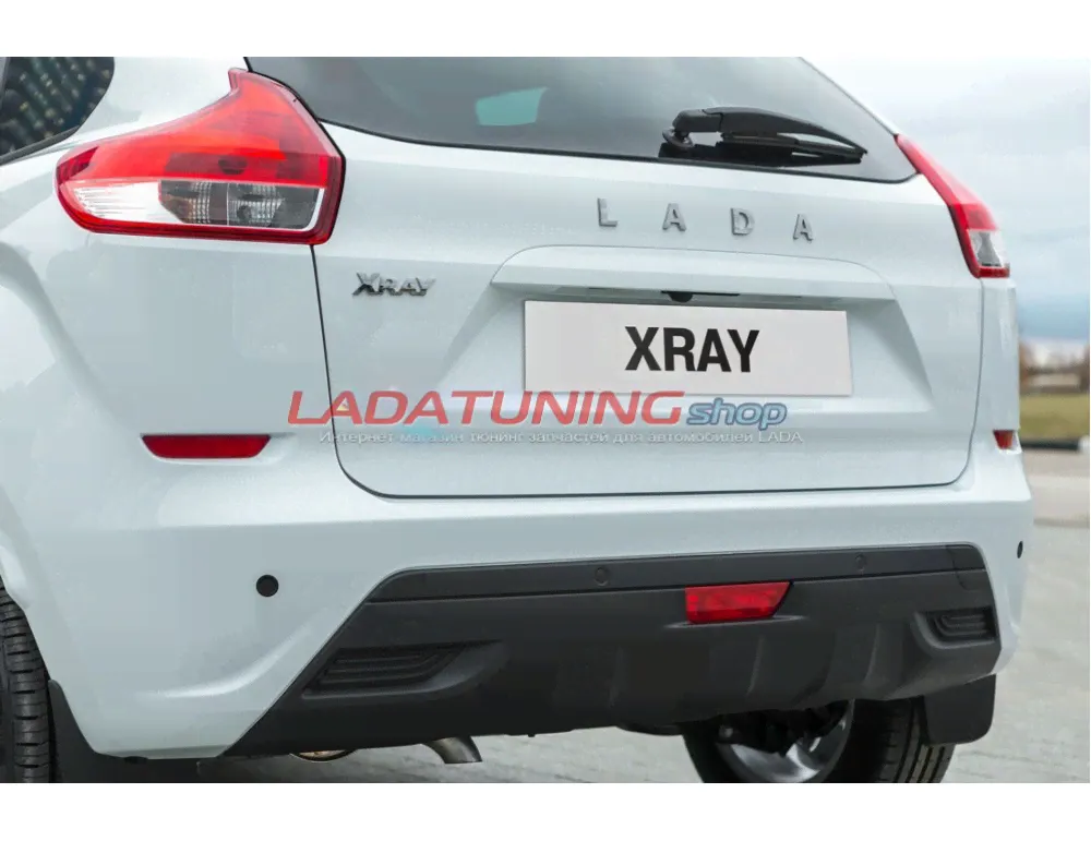 Задний бампер на Лада X-RAY-0